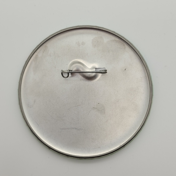 DISNEY | Walt Disney World birthday pin - Picture 3 of 3